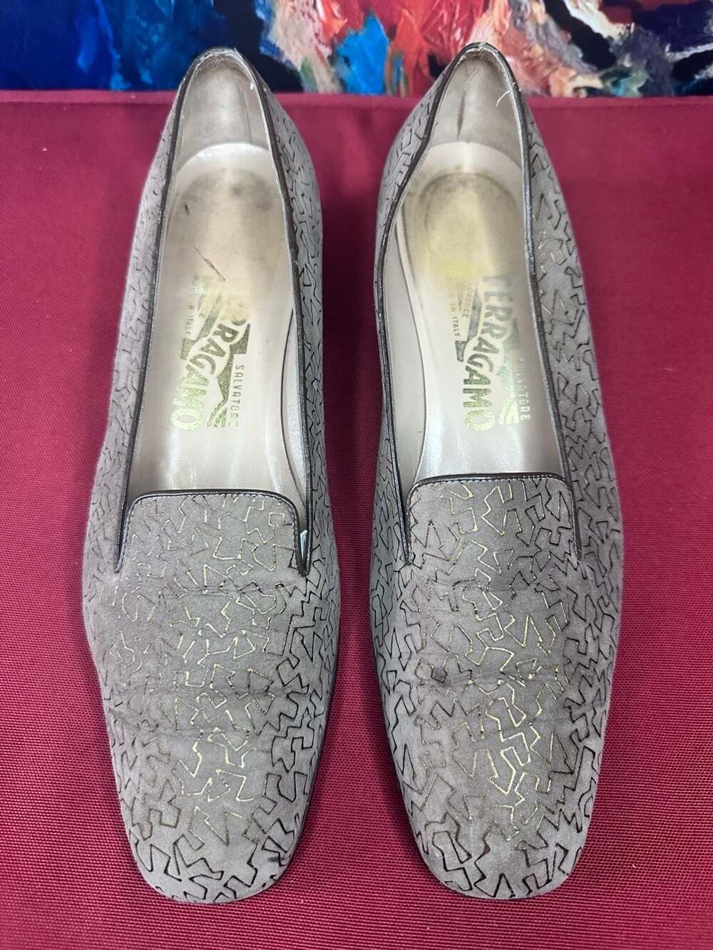No.22 Salvatore Ferragamo Suede Loafers Size 8.5 B Gray Geometric Print